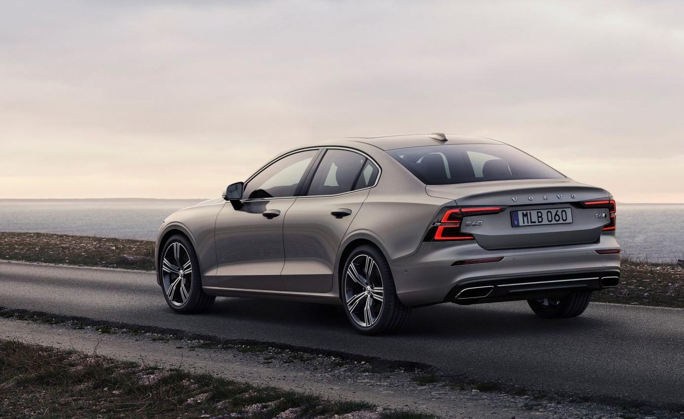 2020 Volvo S60 T8 plug-in hybrid 2